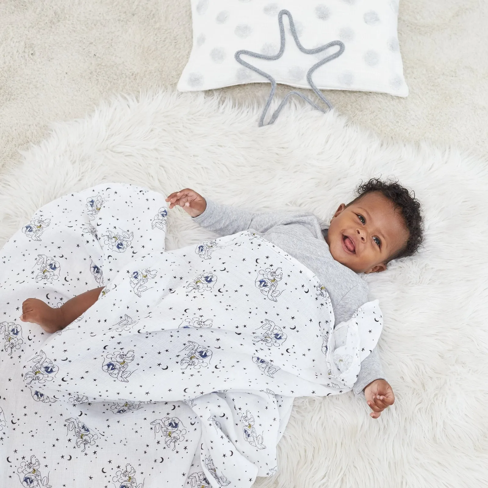aden   anais essentials DISNEY Mickey 4-pack swaddles