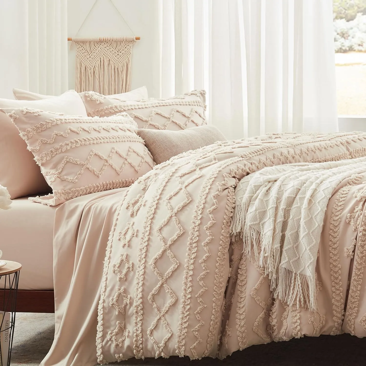 Anluoer Queen Comforter Set 7 Pieces, Beige Tufted Bed in a Bag with comforters and Sheets, All Season Bedding Sets with 1 Comforter, 2 PillowShams, 2 Pillowcases, 1 Flat Sheet, 1 Fitted Sheet