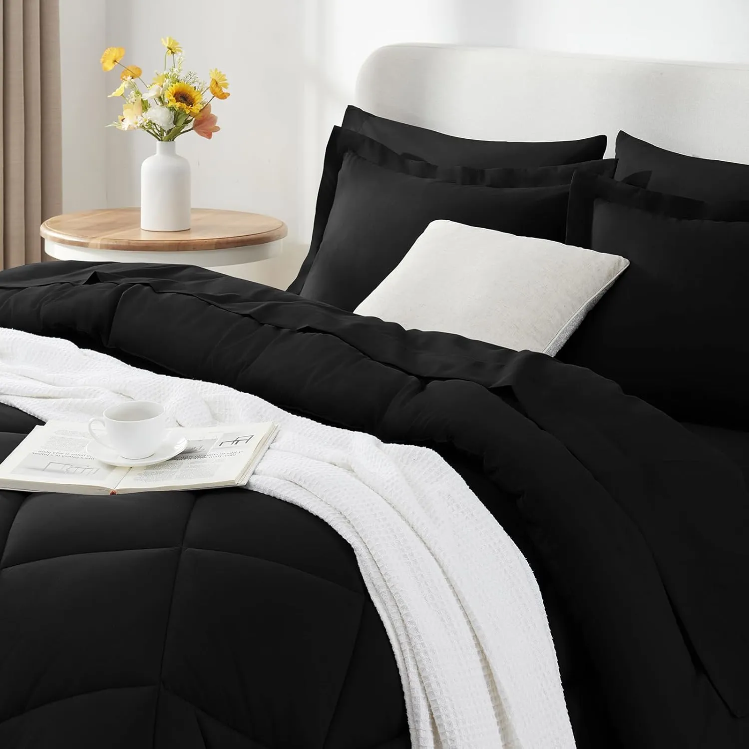 CozyLux Queen Comforter Set Black - Bed in a Bag Queen Size 7 Pieces, Luxury Soft Bed Set for All Seasons, Bedding Set with Down Alternative Comforter, Sheets, Pillowcases & Shams