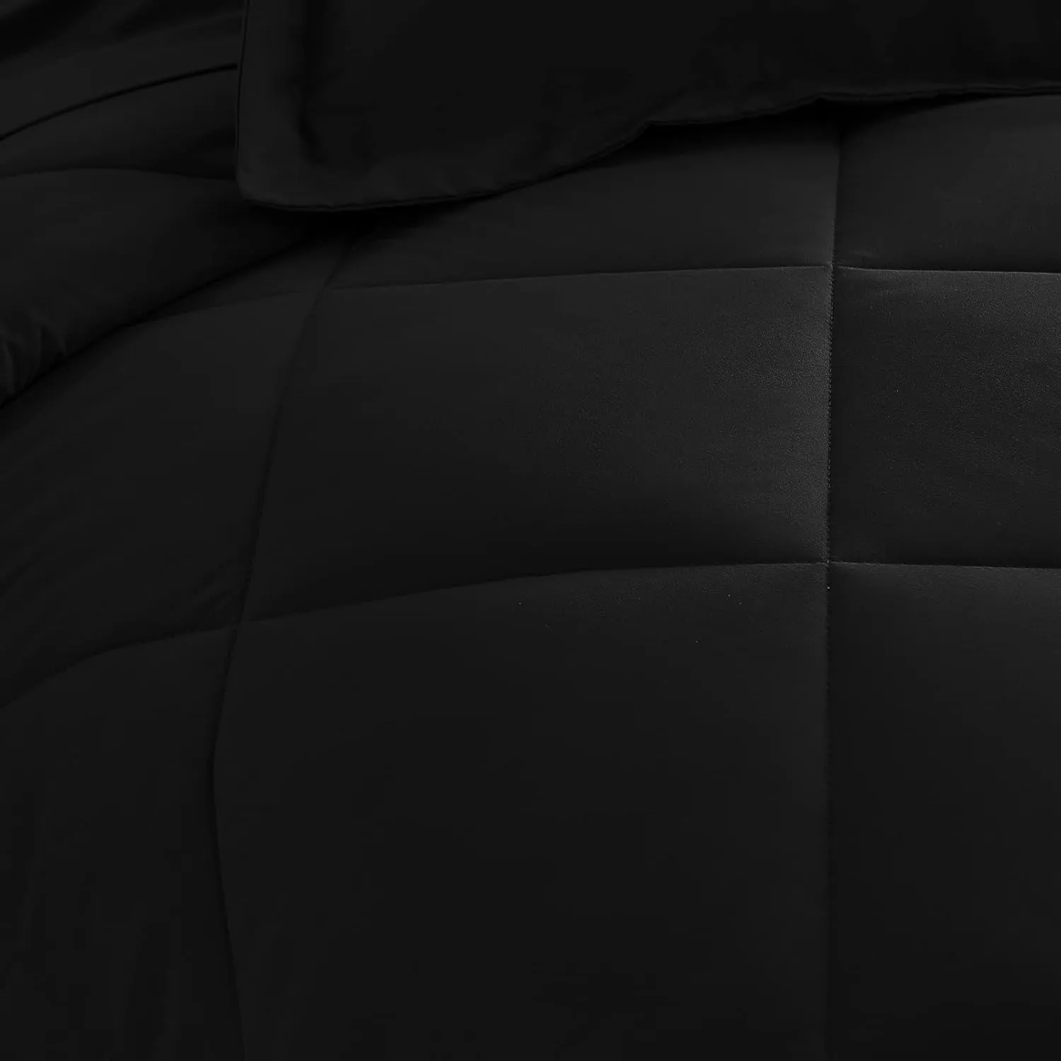 CozyLux Queen Comforter Set Black - Bed in a Bag Queen Size 7 Pieces, Luxury Soft Bed Set for All Seasons, Bedding Set with Down Alternative Comforter, Sheets, Pillowcases & Shams