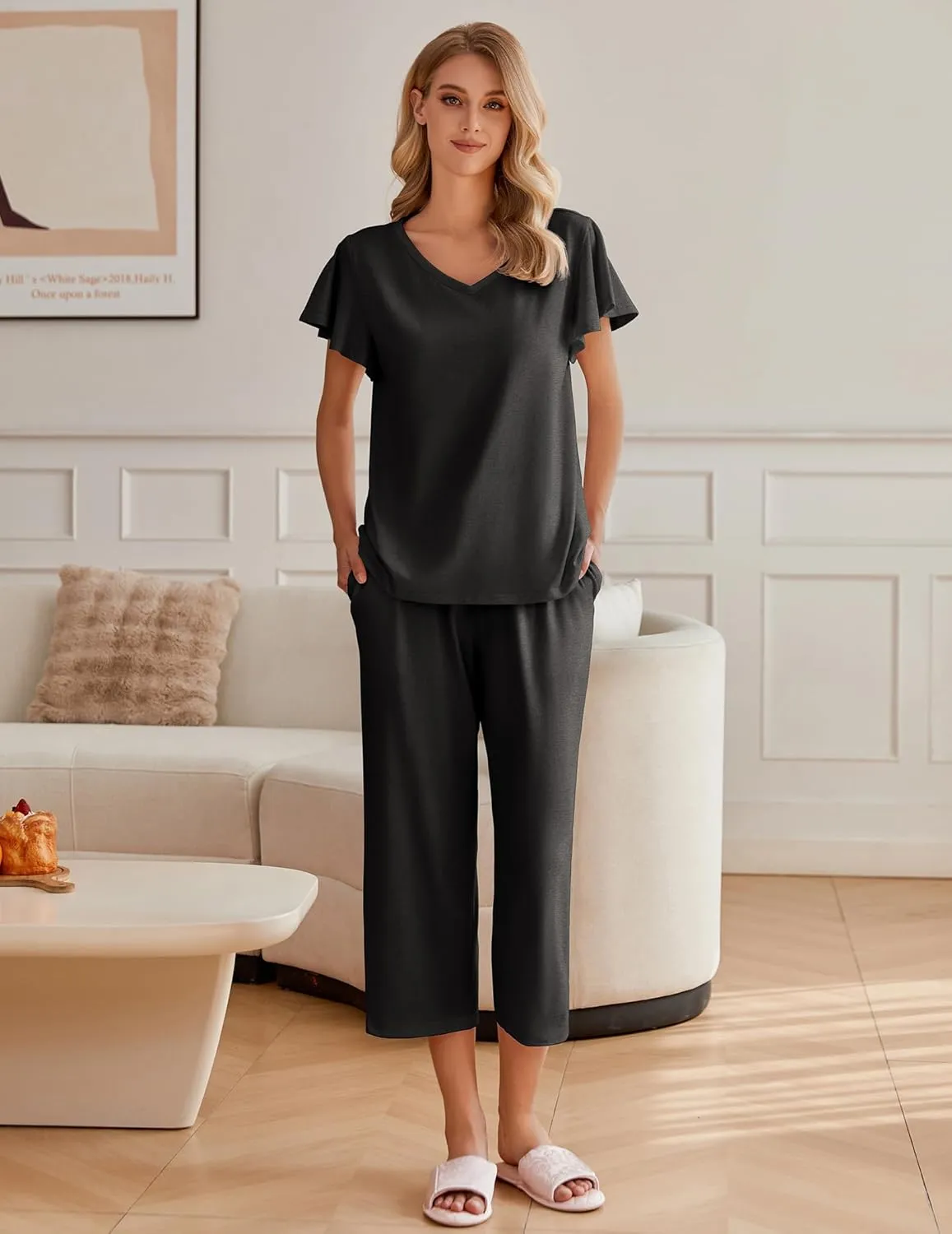 Ekouaer Womens Cotton Pajamas Sets Short Sleeve Tops and Capri Pants Sleepwear Loungewear with Pockets