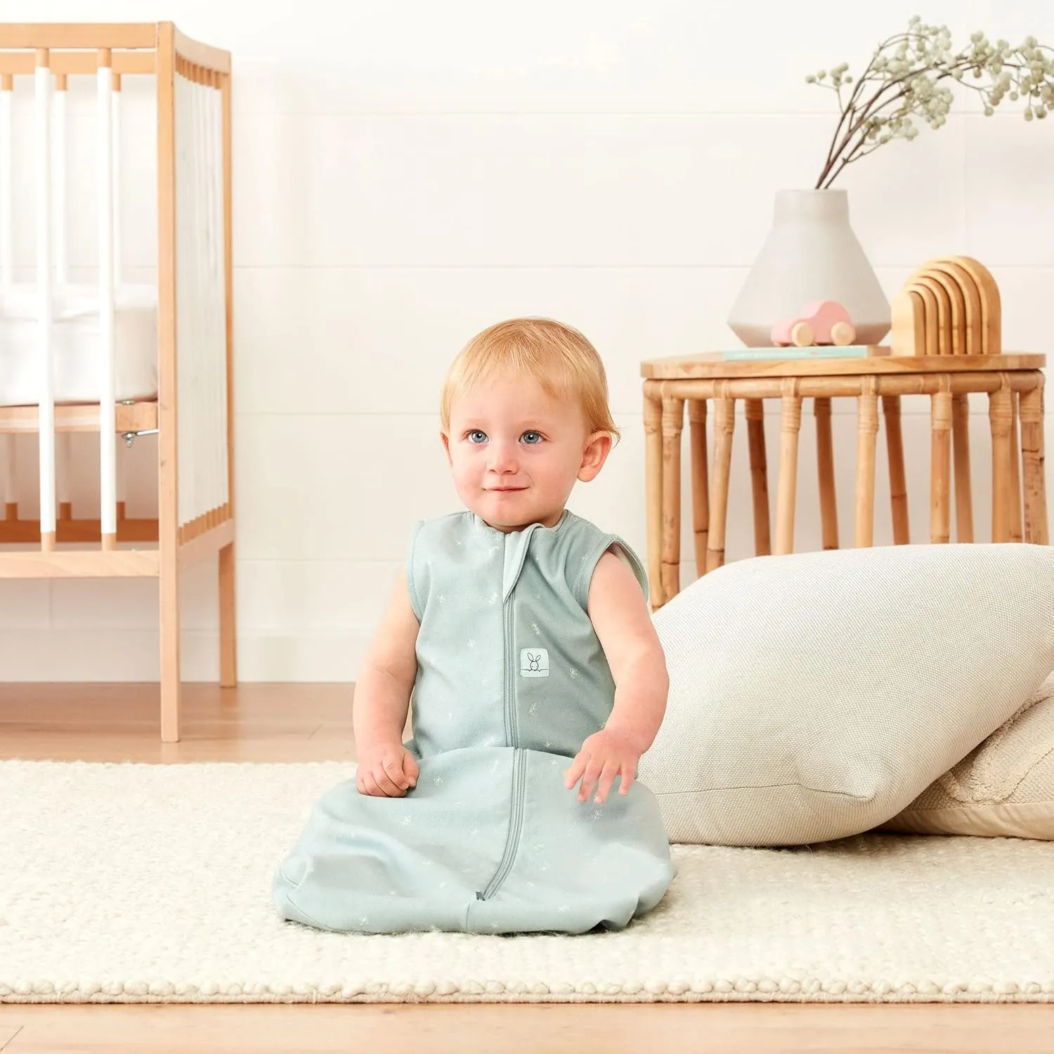 ergoPouch 0.2 Tog Jersey Sleeping Bag – Arms-Out Baby Sleep Sack – Soft, Breathable & Comfortable (8-24 Months, Night Sky)