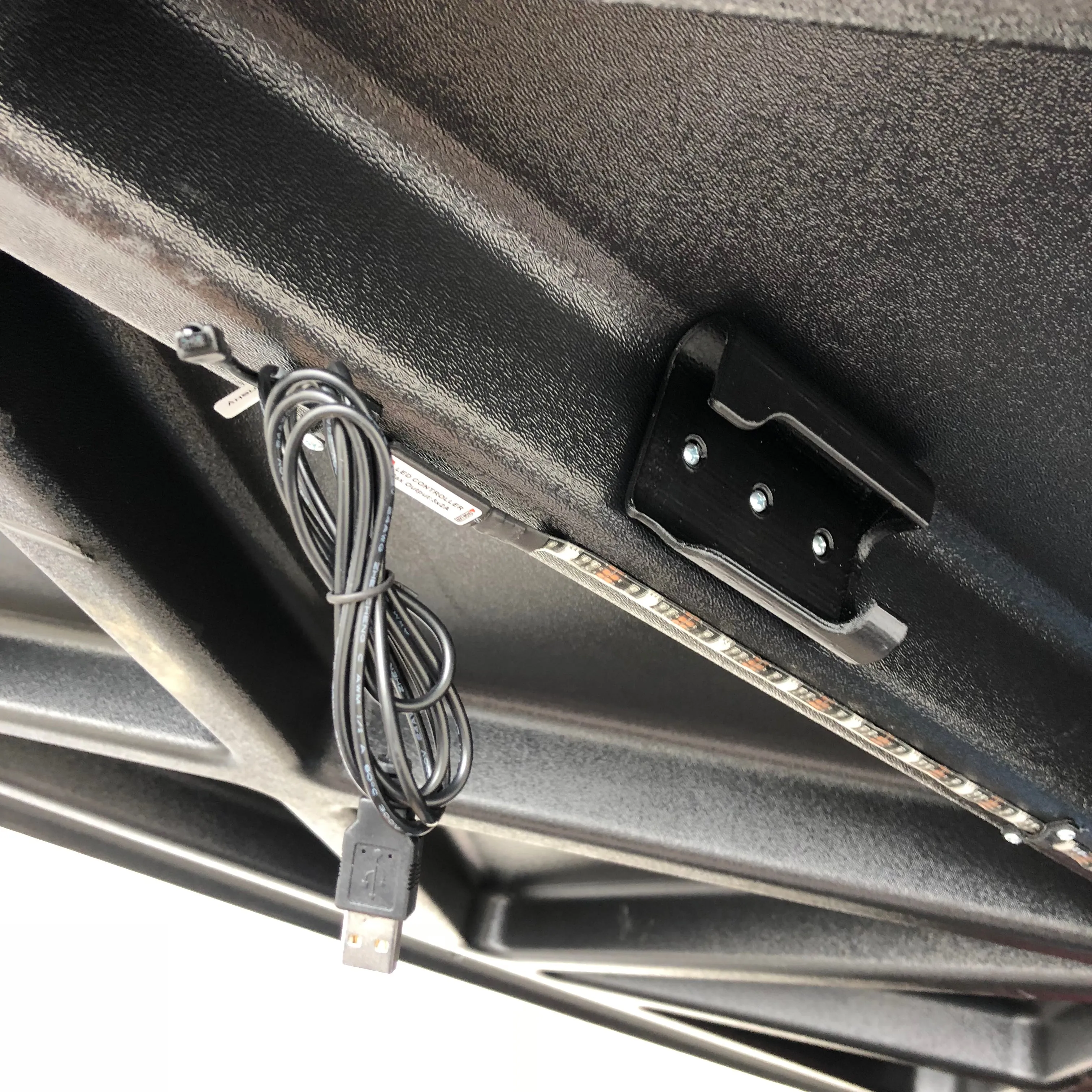 ILLuminatED (TM) Truck Lights (AM)