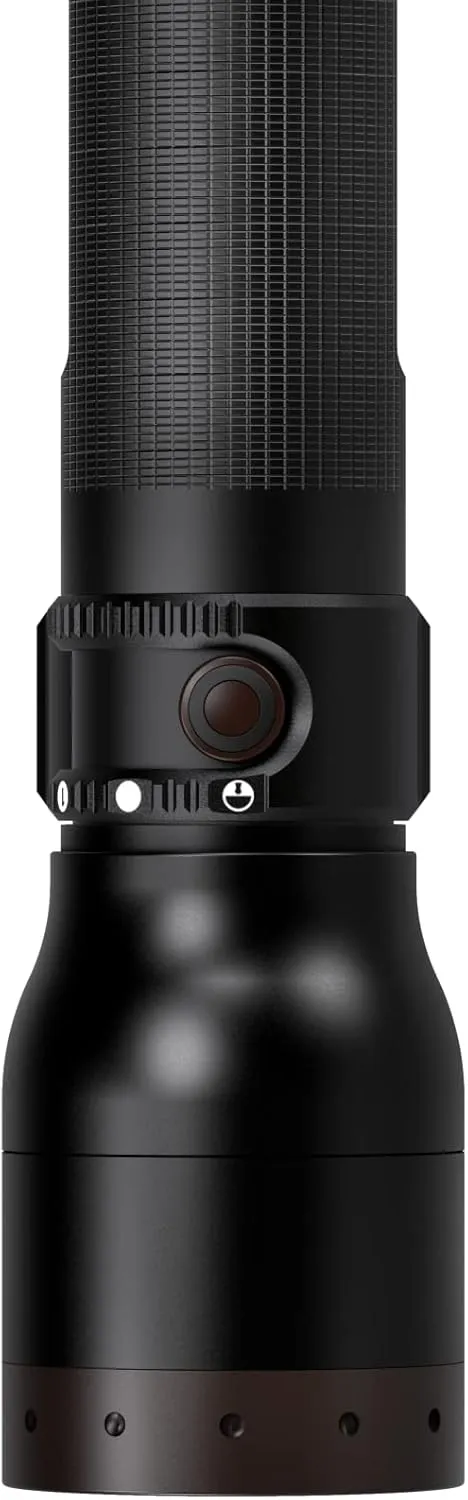 Ledlenser P17R Core, Big LED Torch, 1200 lumens, Rechargeable Lithium LiFePO Battery, focusable, Long Distance Beam 560m, Constant Light, up to 200h runtime, magn. Charging Cable, Charging Station