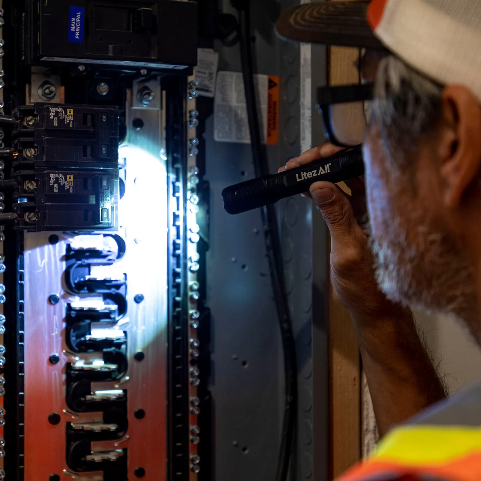 LitezAll 280 Lumen Tactical Flashlight