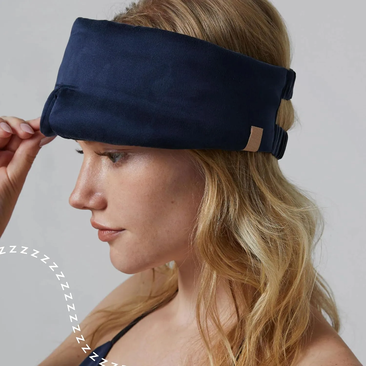 Lunya Weighted Silk Sleeping Mask with Pouch and Box – Washable Eye Cover – Gentle Pressure for Relaxation – Deep Blue – Large