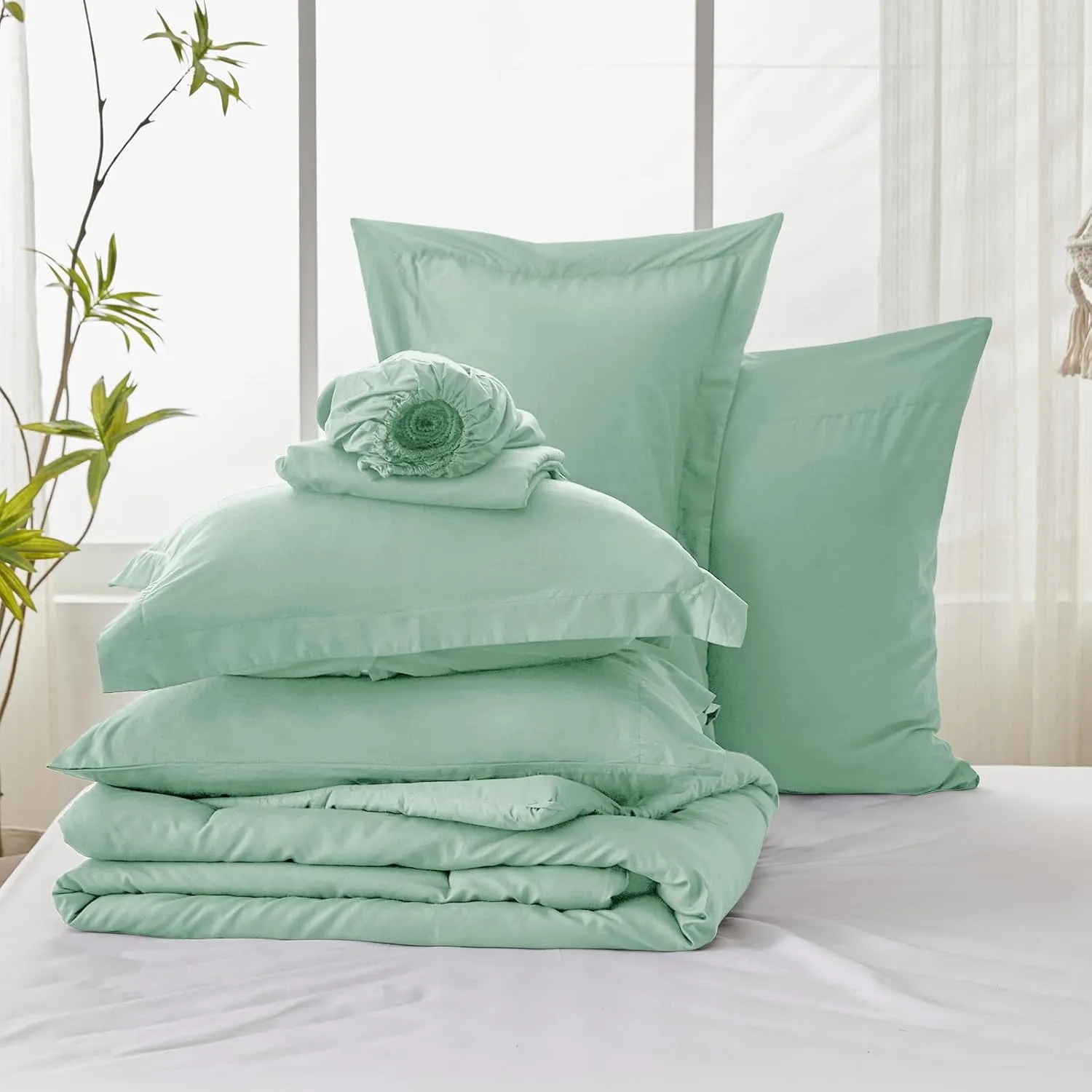 Queen Comforter Set Sage Green, 7 Pieces Queen Bedding Set with Comforter, Flat Sheets, Fitted Sheet, Pillowcases & Shams, Bed in a Bag Queen for All Season